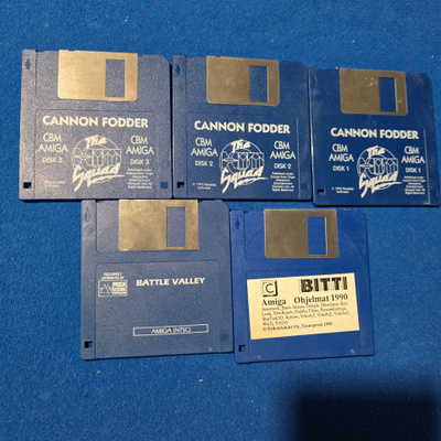 Amiga alkuperäiset levyt