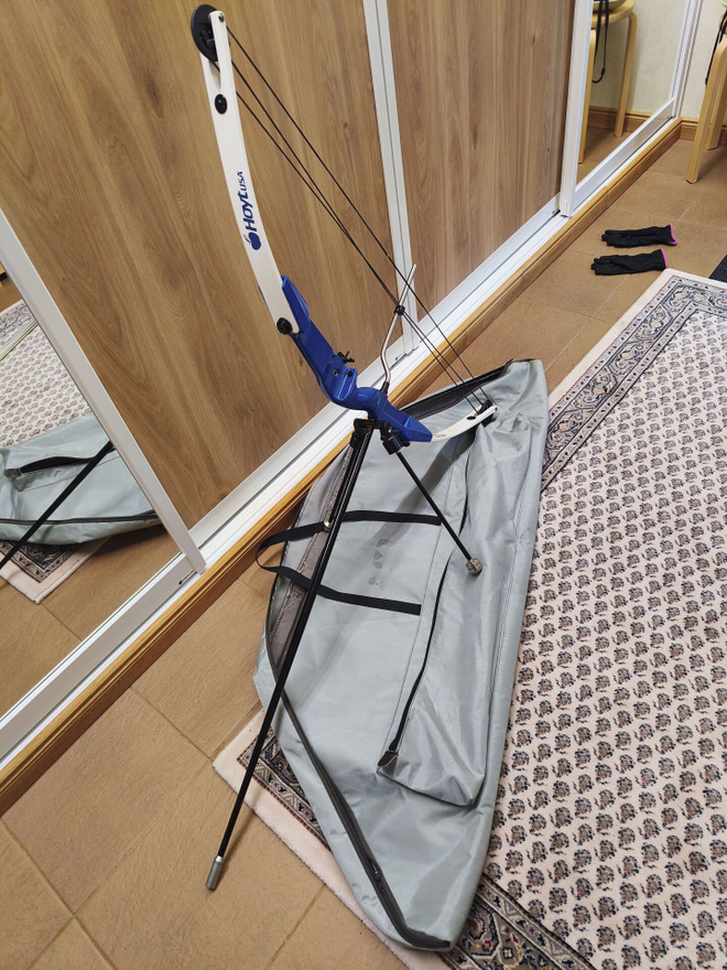 Hoyt Raider taljajousi + tarvikkeita