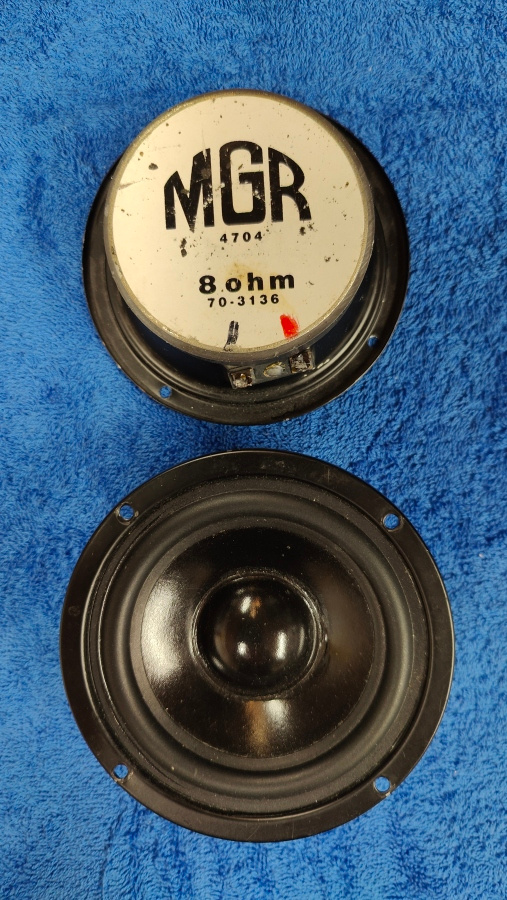 Keskiääni 4" MGR 4704 8ohm