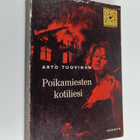 Arto Tuovinen : Poikamiesten kotiliesi - pikkukuva 1