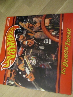 V8Wankers The Demon Tweak lp soittamaton