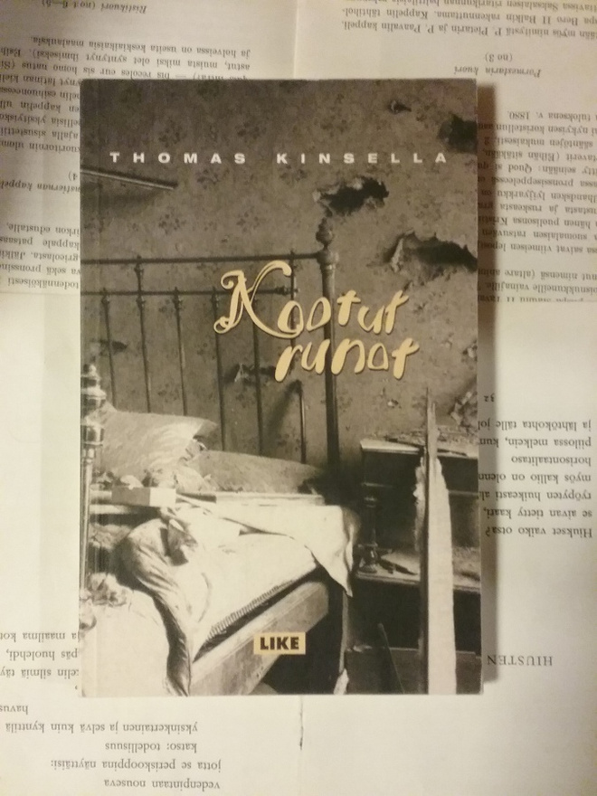 Thomas Kinsella - Kootut runot (nid.)