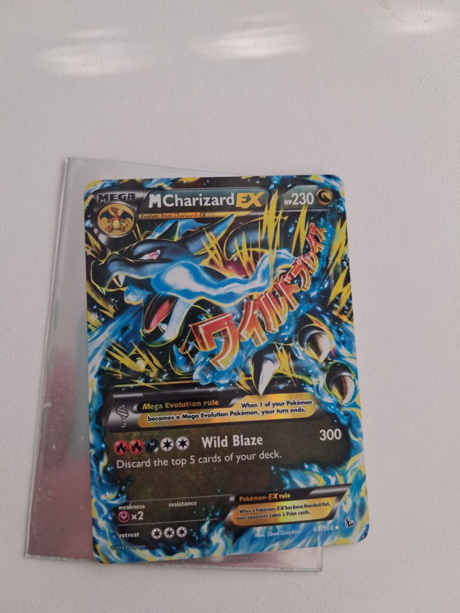 Pokemon MCharizard Ex