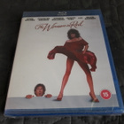 Unelmien nainen - the woman in red Blu-ray **muoveissa** - pikkukuva 1