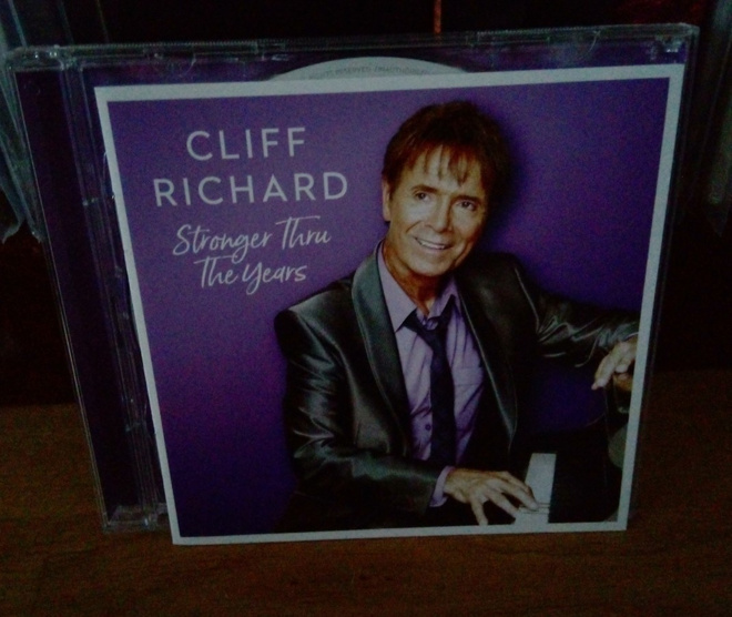Cliff Richard - Stronger thru The years 2CD