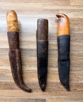 Puukko x 3, vanhoja nahkatuppisia n. 20cm