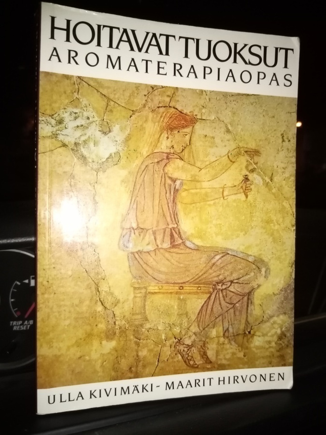 Kivimäki :  Hoitavat tuoksut ( SIS POSTIKULU)