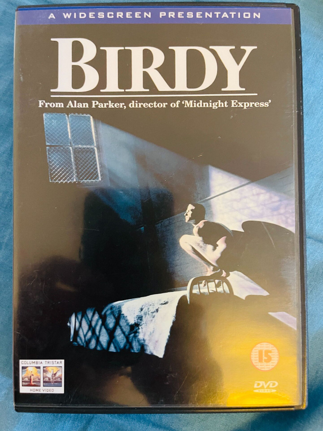 Alan Parker: BIRDY Matthew Modine & Nicolas Cage SuomiTXT