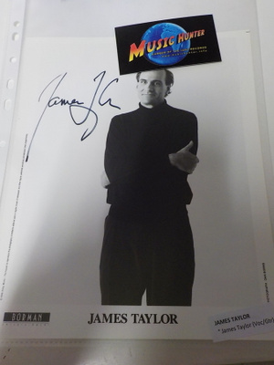 JAMES TAYLOR B/W KUVA ITSE MESTARIN NIMMARILLA