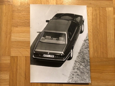 Lehdistökuva BMW E32 7-sarja