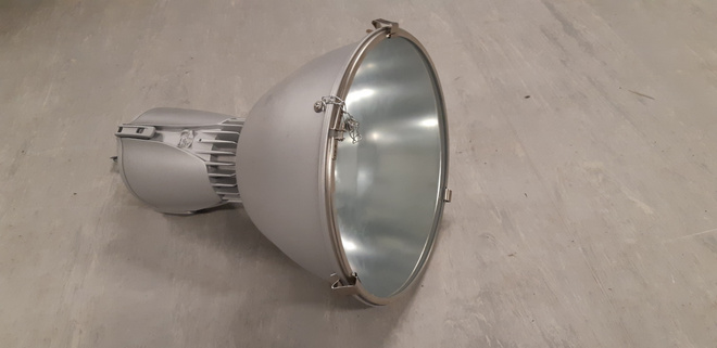 GLAMOX julkisen tilan valaisin - 150W