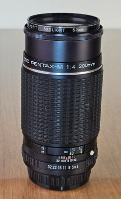 == SMC Pentax-M 200mm f/4 Lens