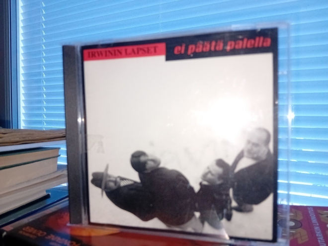 CD-EP IRWININ LAPSET :  EI PÄÄTÄ PALELLA ( SIS POSTIKULU)