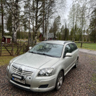 Toyota Avensis 2,0 D-4D 126 Linea Sol Technical Wagon - pikkukuva 1