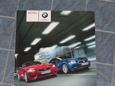 2008 BMW Z4 M Coupe Roadster esite - 44 sivua