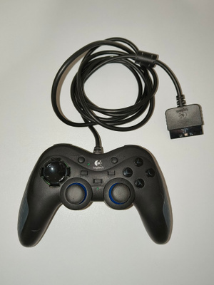 Logitech PlayStation 2 -ohjain