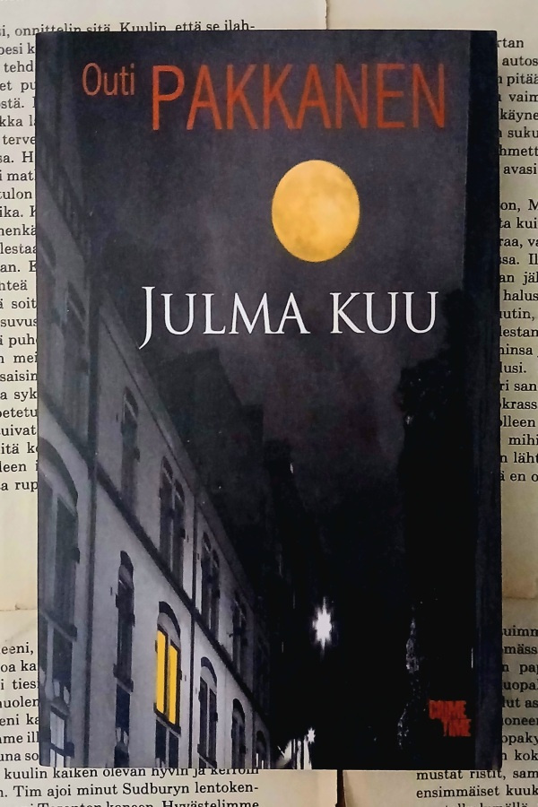 Outi Pakkanen - Julma kuu (pokkari)