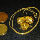 Kalevala koru, Lumikukka riipus, 3-osaa pronssi kullattu - pikkukuva 2