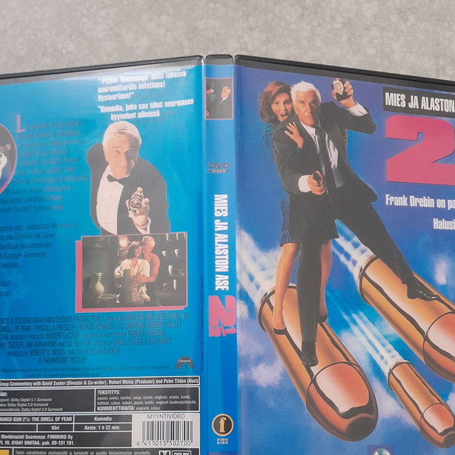 Mies ja alaston ase 2 1/2 leslie nielsen