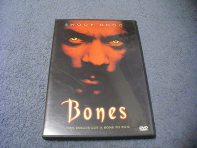 BONES (Snoop Doggy Dogg)***