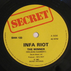 INFA-RIOT The Winner 7" vinyylisingle - pikkukuva 3