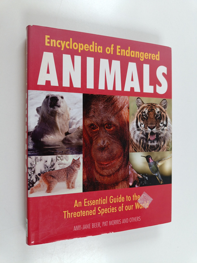 Amy-Jane Beer : Encyclopedia of Endangered Animals : An E...