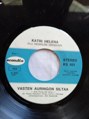 SINGLE- LEVY:  KATRI HELENA