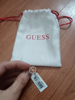 Guess sormus koko 52