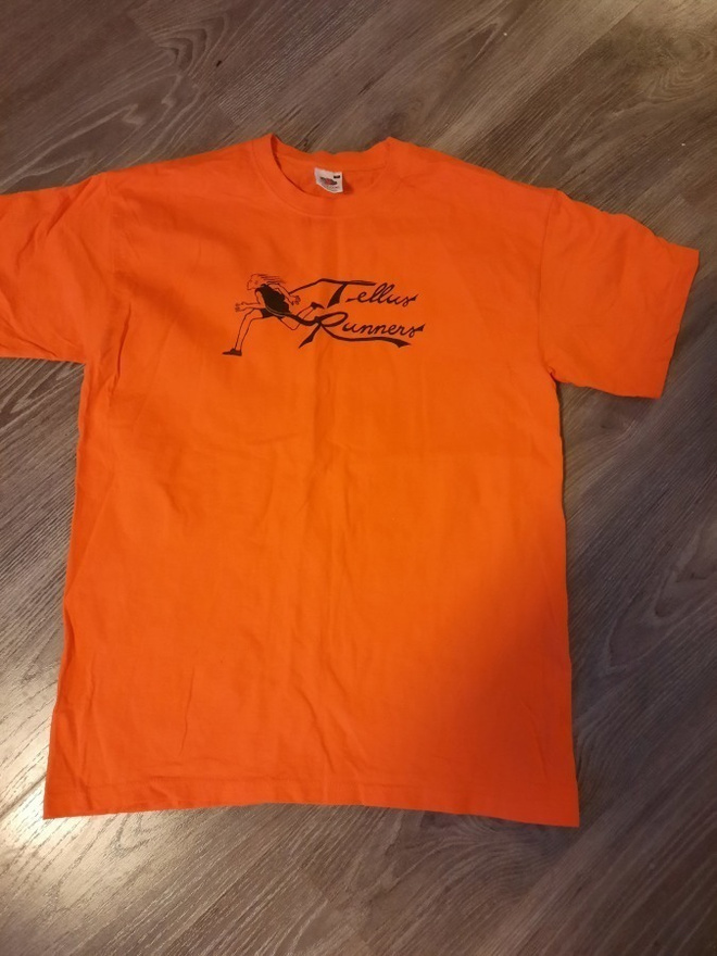 Oranssi t-paita koko M tellus runners