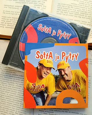 Sotta ja Pytty - s/t (CD)