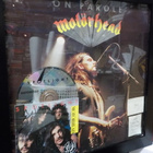 MOTÖRHEAD TAULU NELJÄLLÄ NIMMARILLA   (W) - pikkukuva 1