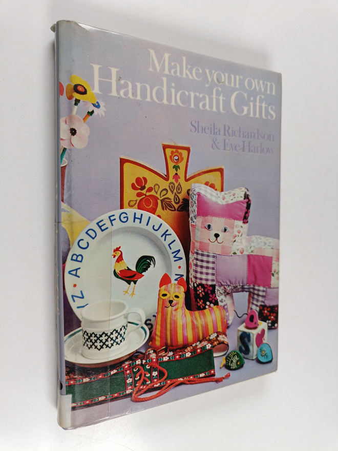 Sheila Richardson : Make your own handicraft gifts