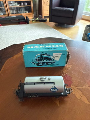 Märklin tankkivaunu