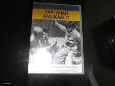 SAATANAN RADIKAALIT