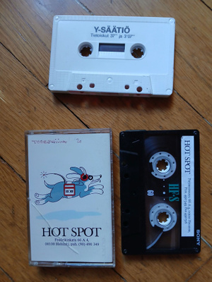 2 x mainoskasetti