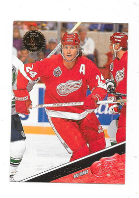 1993-94 LEAF #186 Bob Probert , Detroit Red Wings Goonie