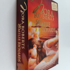 Nora Roberts ym. : Hetken mielijohteesta ; Muisto nousee ... - pikkukuva 1