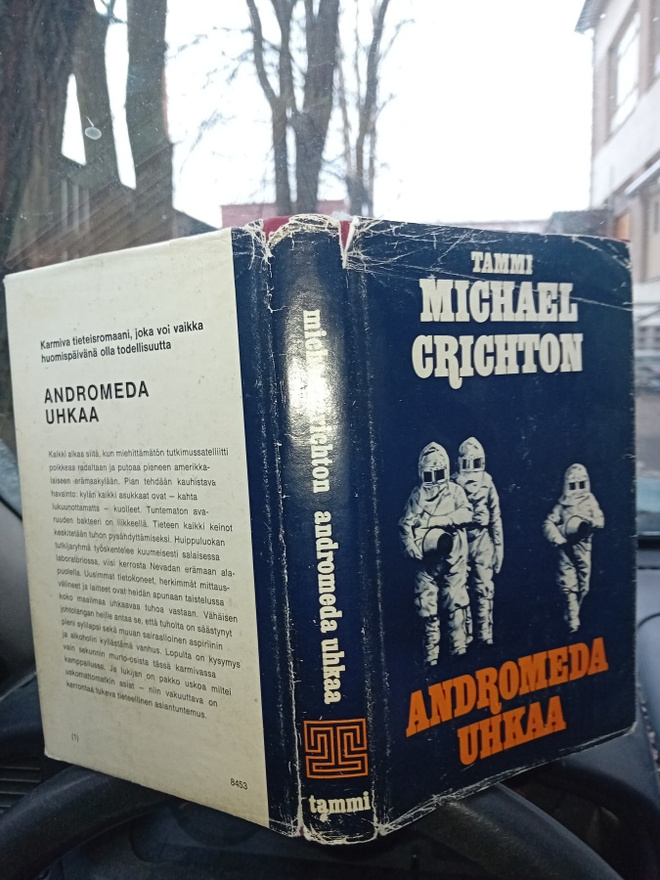 Crichton : Andromeda uhkaa ( SIS POSTIKULU  )