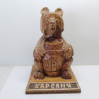 Karhu hunajapurkilla puufiguuri, Karjala - pikkukuva 1