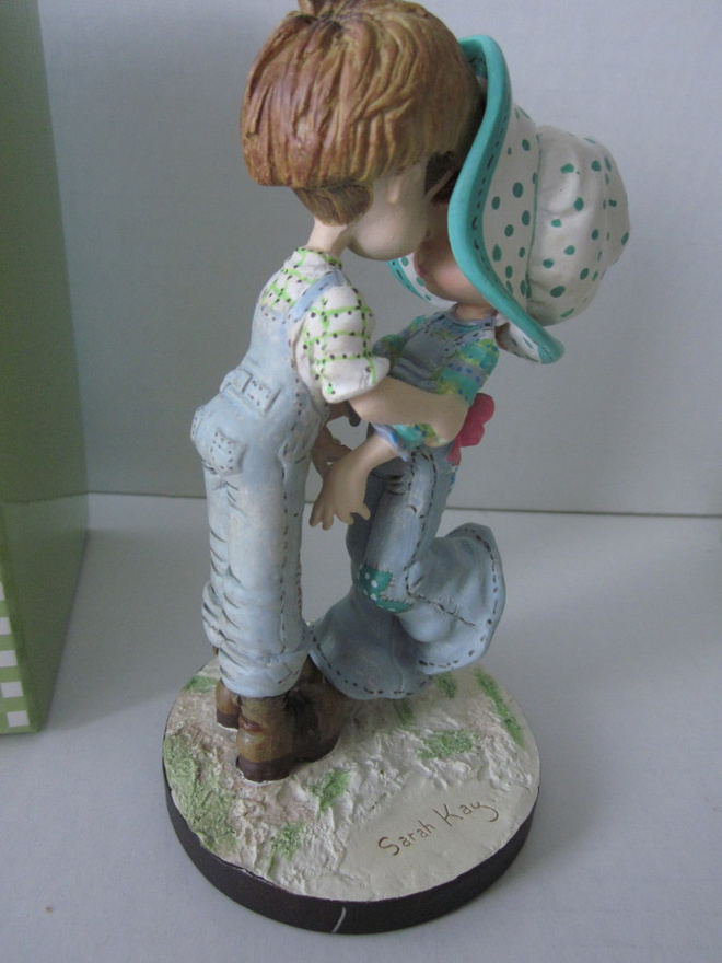 Sarah Kay figurine Boy and Girl