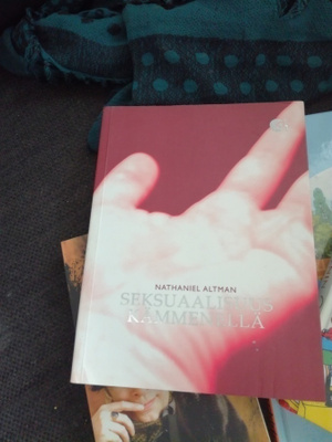 Nathaniel altman seksuaalisuus kämmenellä