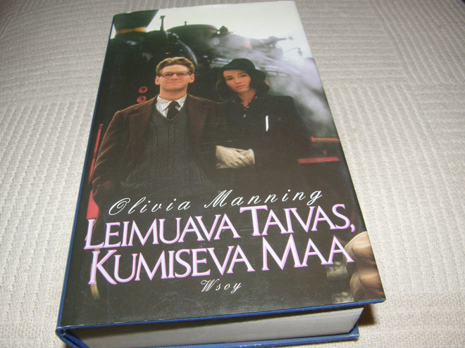 Olivia Manning Leimuava taivas, kumiseva maa  -sid
