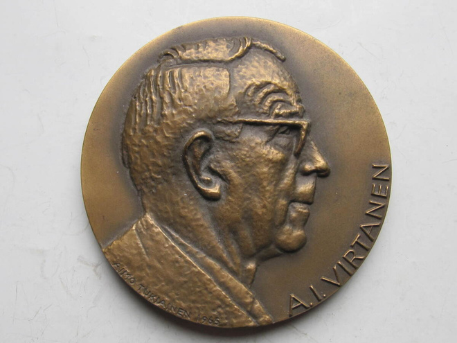 A.I.Virtanen 70v.  (Aimo Tukiainen 1965)