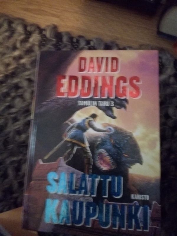 David eddings salattu kaupunki