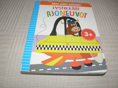 Lystikkäät ajoneuvot