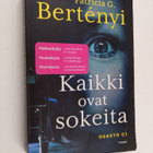Patricia G. Bertenyi : Kaikki ovat sokeita - pikkukuva 1