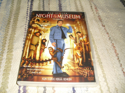 YÖ MUSEOSSA (Ben Stiller)***