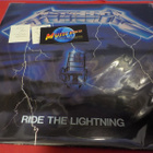 METALLICA - RIDE THE LIGHTNING EX-/EX- 1984 PAINOS LP - pikkukuva 1