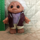 Dam Trolli valkoiset lyhyet hiukset 18 cm poika peikko - pikkukuva 1