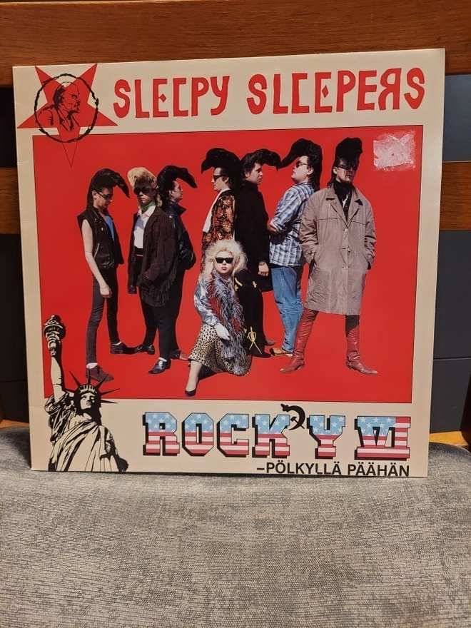 SLEEPY SLEEPERS - ROCK'Y VI - PÖLKYLLÄ PÄÄHÄN LP